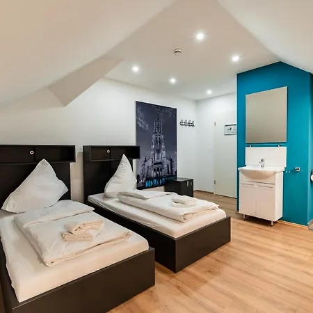 Henriettas Sleeping * Ulm