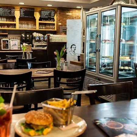 ホステル Henriettas Sleeping ウルム