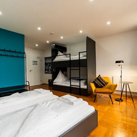 Henriettas Sleeping * ウルム