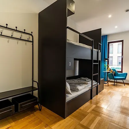 Henriettas Sleeping * Ulm