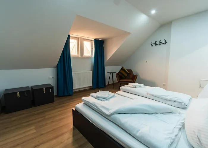 Henriettas Sleeping * أولم